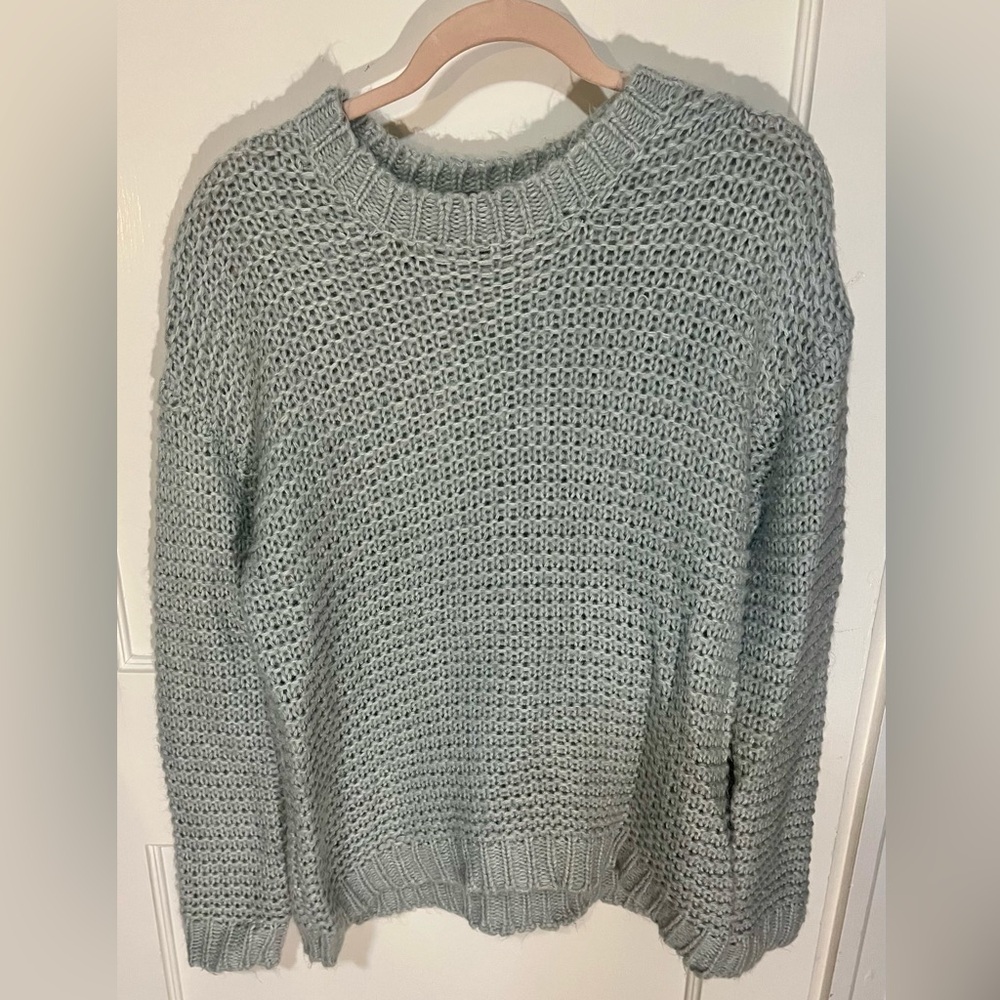 Chelsea & Theodore Soft Knit Sweater in Light Gray